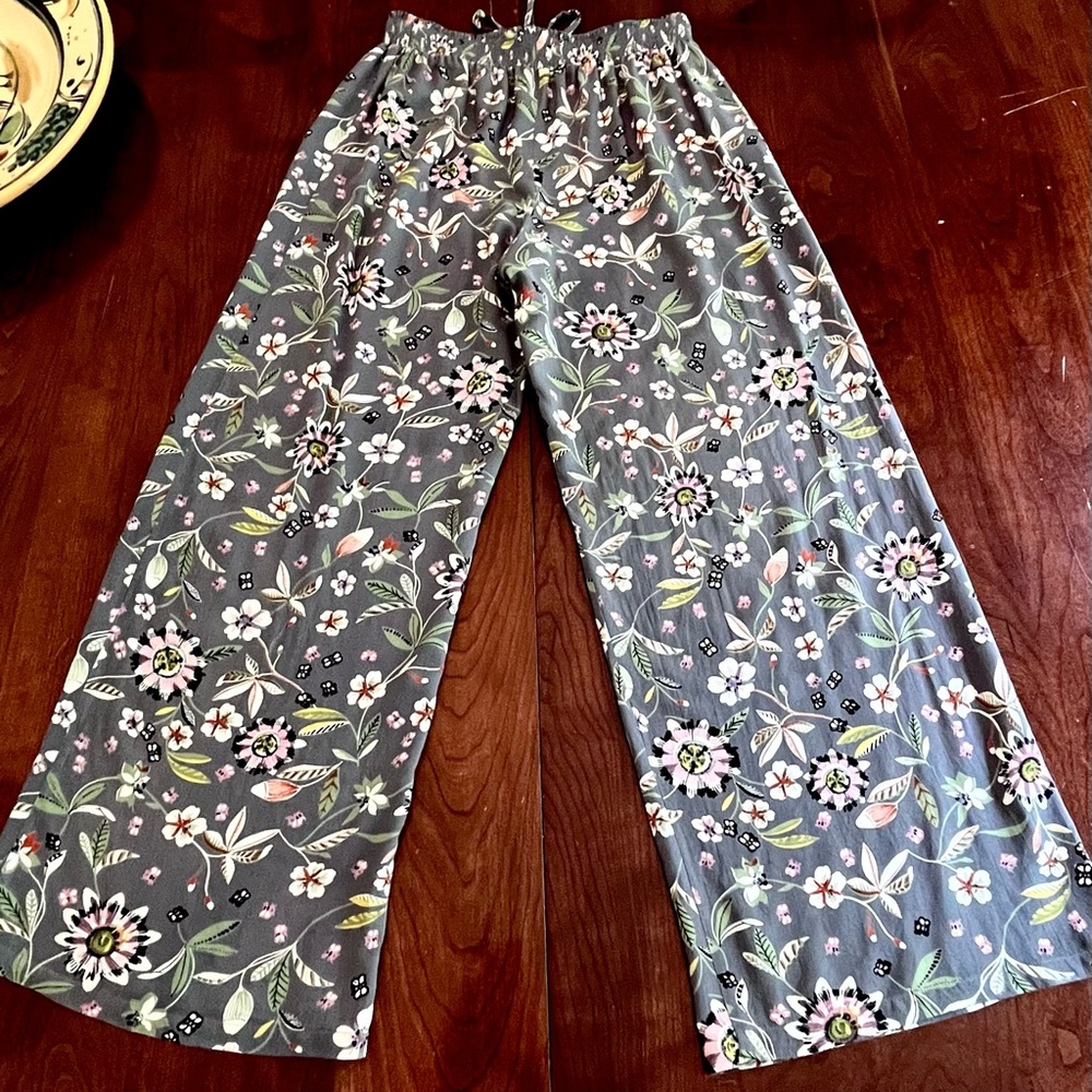 NWOT - ANGIE Wide Leg Pants - floral rayon elastic waist - Picture 5 of 6